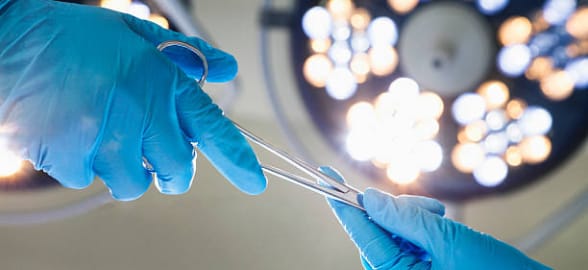 Surgical instruments for the dental clinic: the most complete buying guide