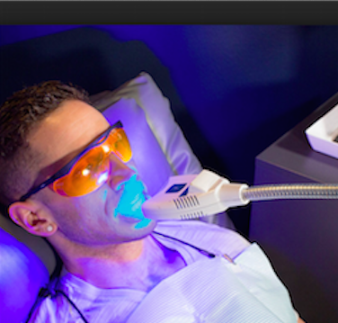 Lâmpadas de branqueamento dental