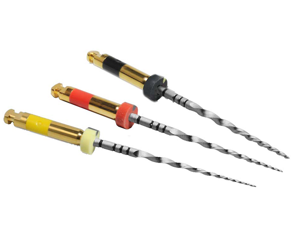 Limas de endodoncia de rotación mecánica