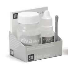 Riva Siver : Ionomère de verre en poudre / liquide (32 gr / 8,9 ml)